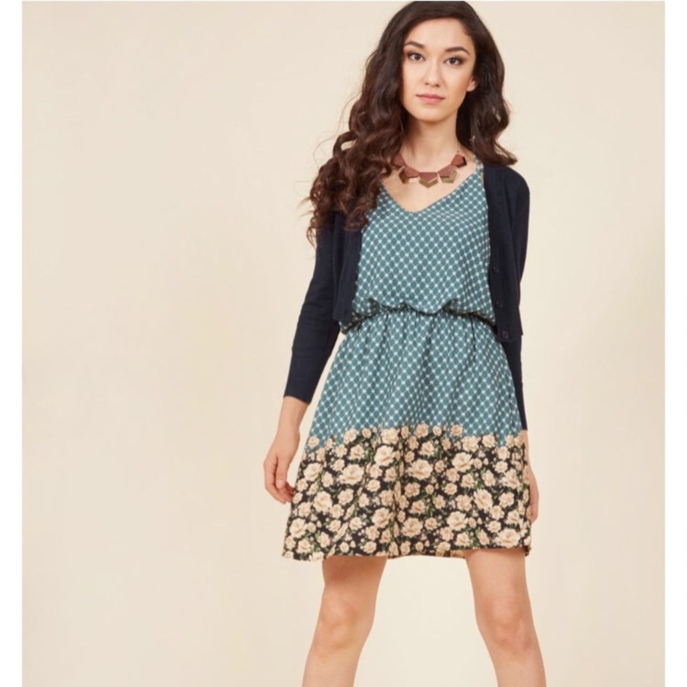 Adorable cropped cardigan